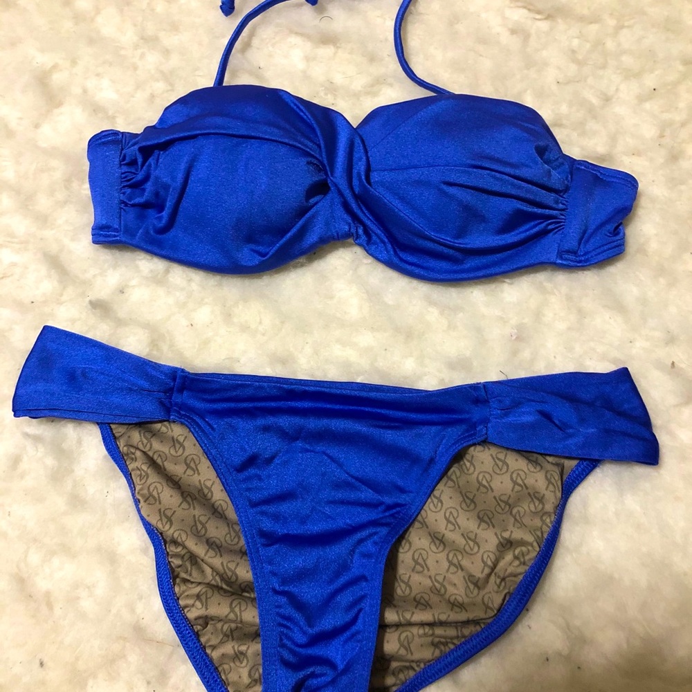 Victoria’s Secret Push up Sexy Swimsuit size 32A